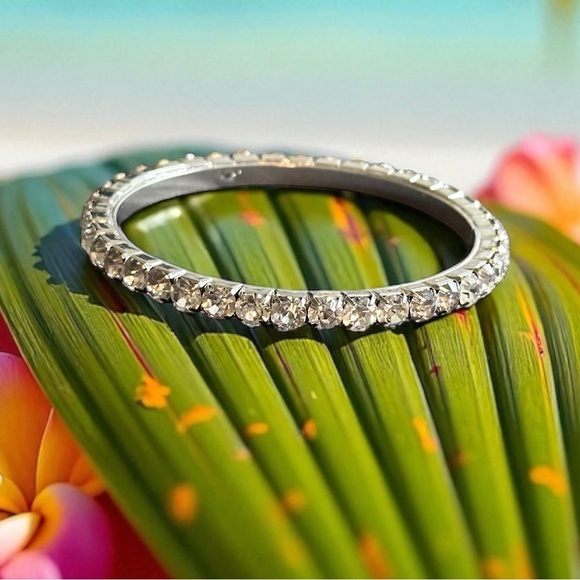 Vintage Rhinestone Bangle - Picture 5 of 5